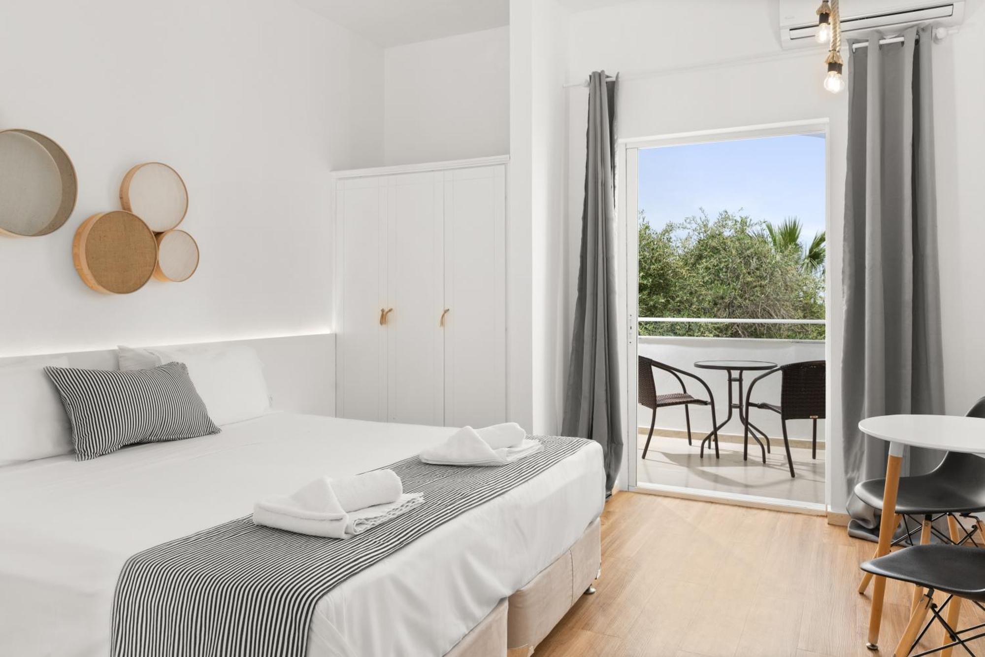 Mr And Mrs White Corfu Couples Retreat Adults Only Hotel อาคาราวี ภายนอก รูปภาพ